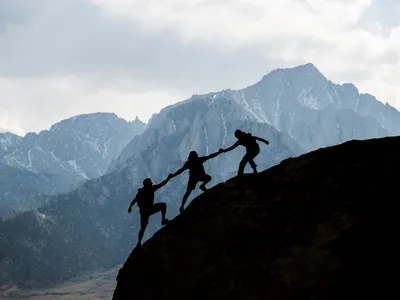 Agentic AI: Architecture, Implementation, and Business ROI